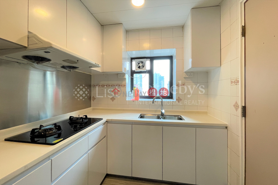 Property for Rent at Flourish Court with 3 Bedrooms | 30 Conduit Road | Western District Hong Kong | Rental HK$ 43,000/ month