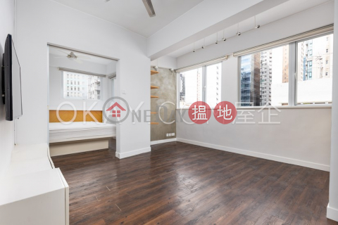 Stylish 2 bedroom on high floor with rooftop | For Sale | 63-63A Peel Street 卑利街63-63A號 _0