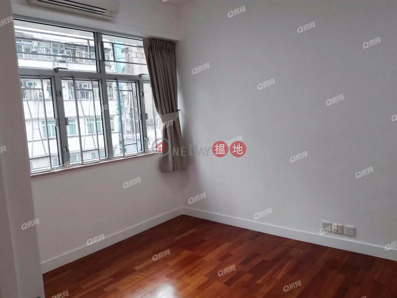 Property Search Hong Kong | OneDay | Residential, Rental Listings | Lai Sing Building | 2 bedroom Low Floor Flat for Rent