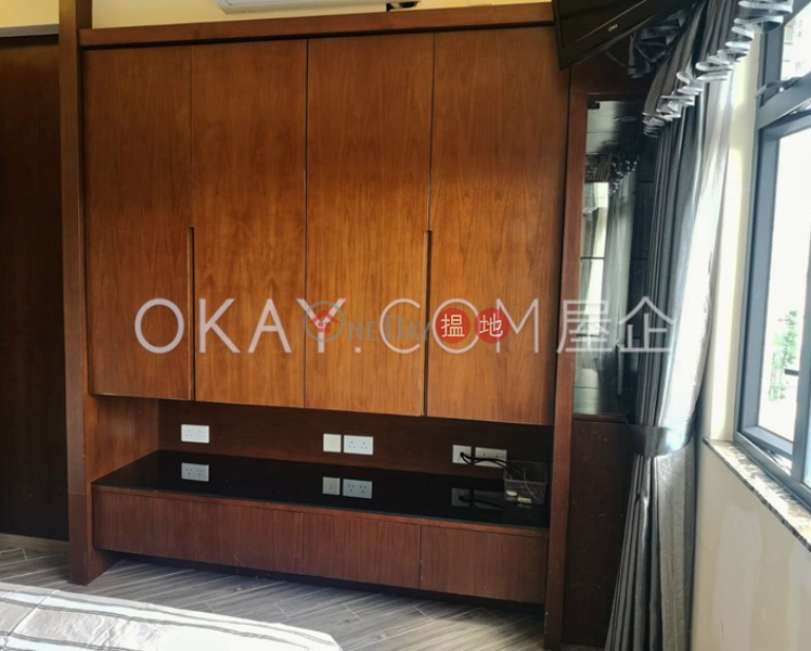 HK$ 11M Ho King View | Eastern District Nicely kept 2 bedroom with parking | For Sale
