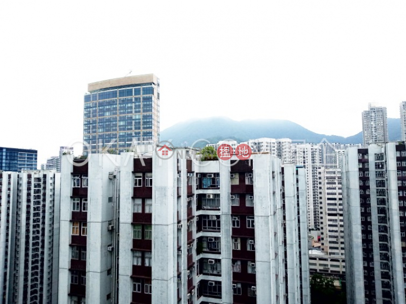 HK$ 21M, (T-35) Willow Mansion Harbour View Gardens (West) Taikoo Shing Eastern District | Efficient 3 bedroom on high floor with balcony | For Sale