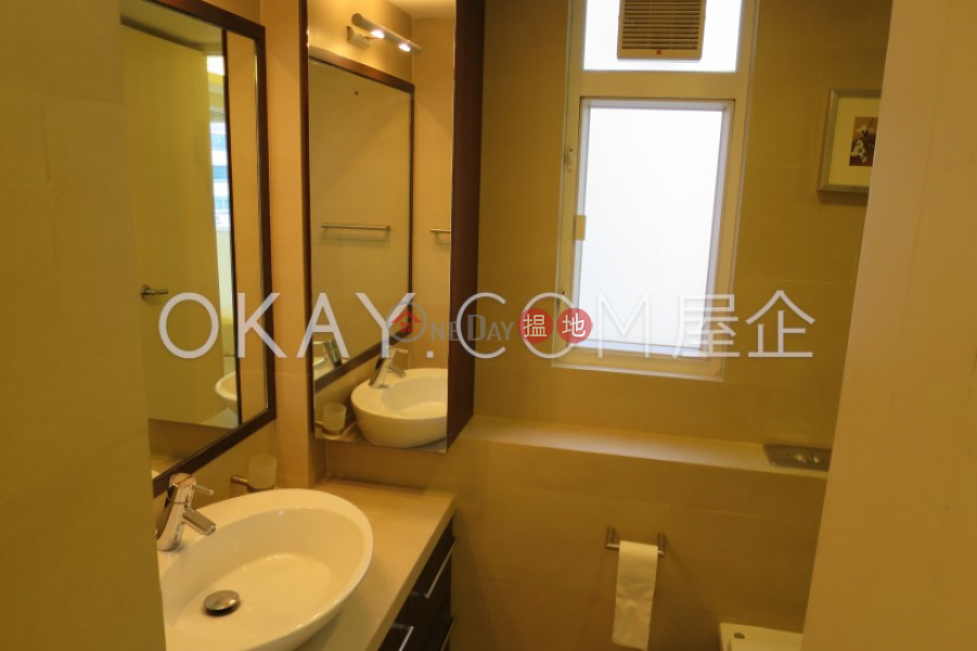 Cozy 1 bedroom in Central | For Sale 30-34 Cochrane Street | Central District Hong Kong Sales HK$ 11M