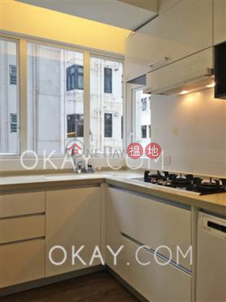HK$ 33,500/ month Grand Court | Wan Chai District, Luxurious 3 bedroom in Happy Valley | Rental