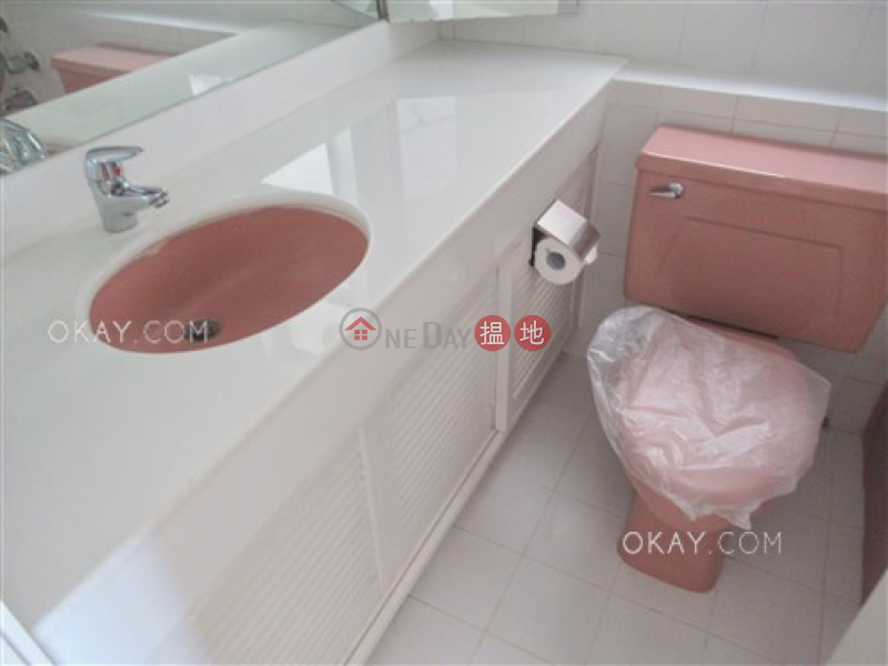 Efficient 3 bedroom on high floor with parking | For Sale | Scenic Heights 富景花園 Sales Listings
