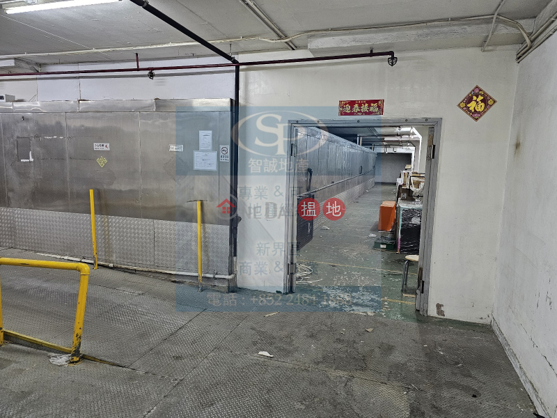 Property Search Hong Kong | OneDay | Industrial, Rental Listings Tuen Mun Hoi Cheung: Warehouse With Freezers, Include One Lorry Parking Space