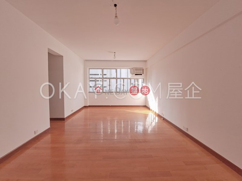 Charming 3 bedroom with parking | Rental, Lee Hang Court 利恆閣 Rental Listings | Wan Chai District (OKAY-R216019)