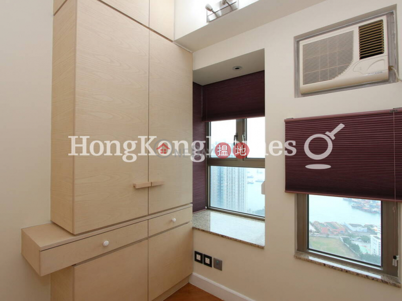3 Bedroom Family Unit for Rent at Tower 5 Harbour Green | 8 Hoi Fai Road | Yau Tsim Mong, Hong Kong Rental HK$ 26,000/ month