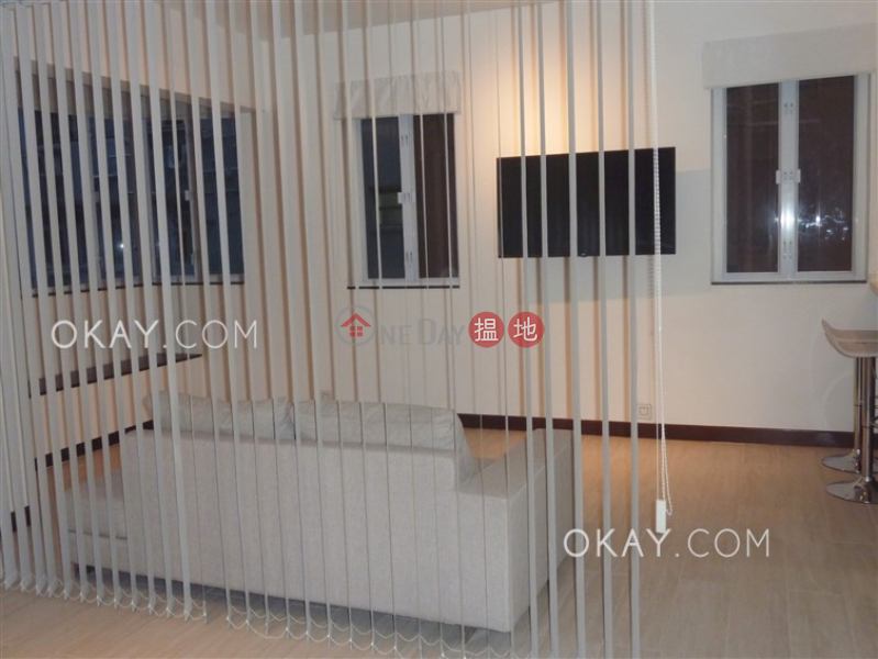 HK$ 24,500/ month 33-35 ROBINSON ROAD, Western District Gorgeous in Mid-levels West | Rental