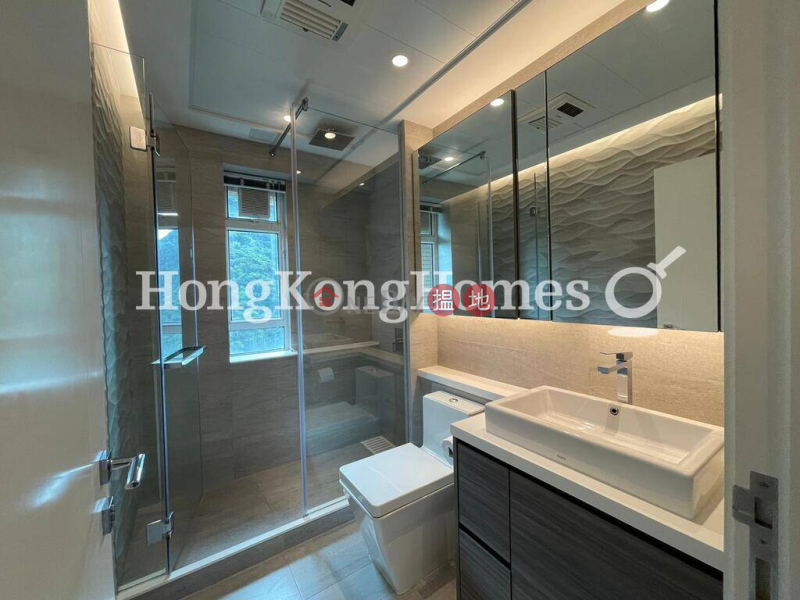 2 Bedroom Unit for Rent at Hillsborough Court, 18 Old Peak Road | Central District, Hong Kong Rental HK$ 40,000/ month
