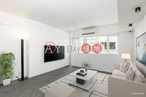 Nicely kept 2 bedroom in Mid-levels West | For Sale | 42 Robinson Road 羅便臣道42號 _0