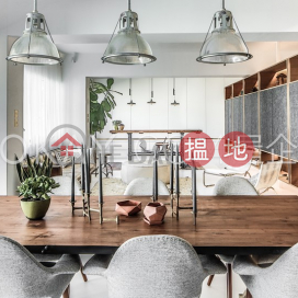 Efficient 4 bedroom with balcony & parking | Rental | Repulse Bay Garden 淺水灣麗景園 _0