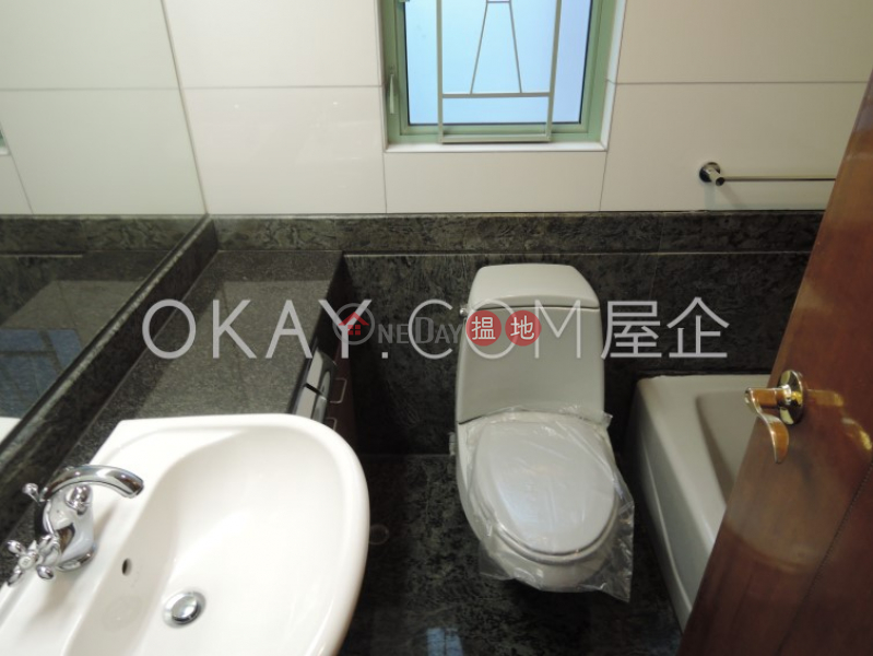 Luxurious 3 bedroom on high floor | Rental | Royal Court 皇朝閣 Rental Listings
