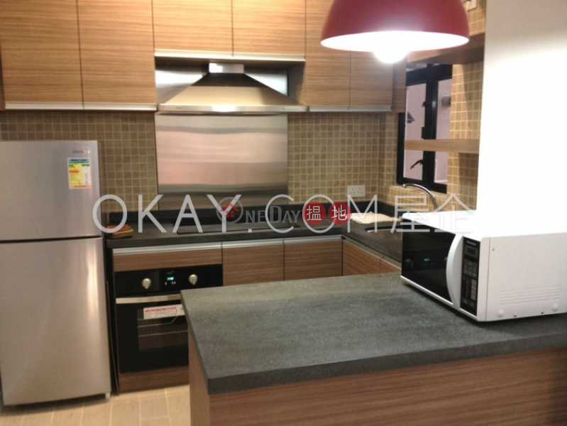 Elegant 2 bedroom on high floor | For Sale | Cameo Court 慧源閣 Sales Listings