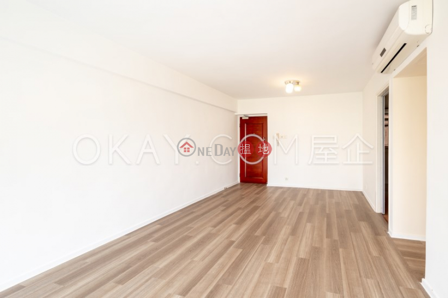 HK$ 30,000/ month Parc Regal | Kowloon City Cozy 3 bedroom with parking | Rental