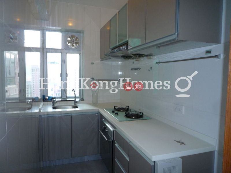 HK$ 24M | Shan Kwong Tower | Wan Chai District | 3 Bedroom Family Unit at Shan Kwong Tower | For Sale