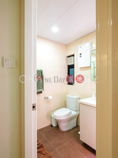 Charming 3 bedroom with balcony & parking | For Sale | Mayflower Mansion 梅苑 Sales Listings