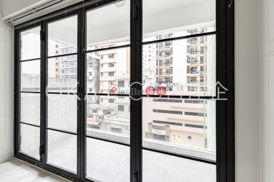 HK$ 52,000/ month, La Vogue Court, Wan Chai District | Efficient 3 bedroom with balcony | Rental