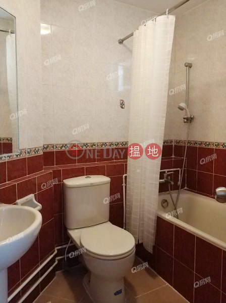 HK$ 45,000/ month (T-41) Lotus Mansion Harbour View Gardens (East) Taikoo Shing | Eastern District (T-41) Lotus Mansion Harbour View Gardens (East) Taikoo Shing | 3 bedroom Low Floor Flat for Rent