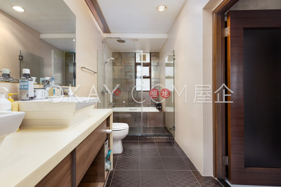 Efficient 4 bedroom with parking | For Sale | Chung Tak Mansion 重德大廈 Sales Listings