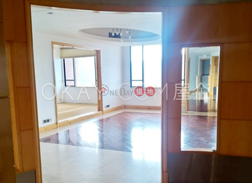 HK$ 100,000/ month, Parkview Crescent Hong Kong Parkview Southern District | Beautiful 4 bed on high floor with balcony & parking | Rental