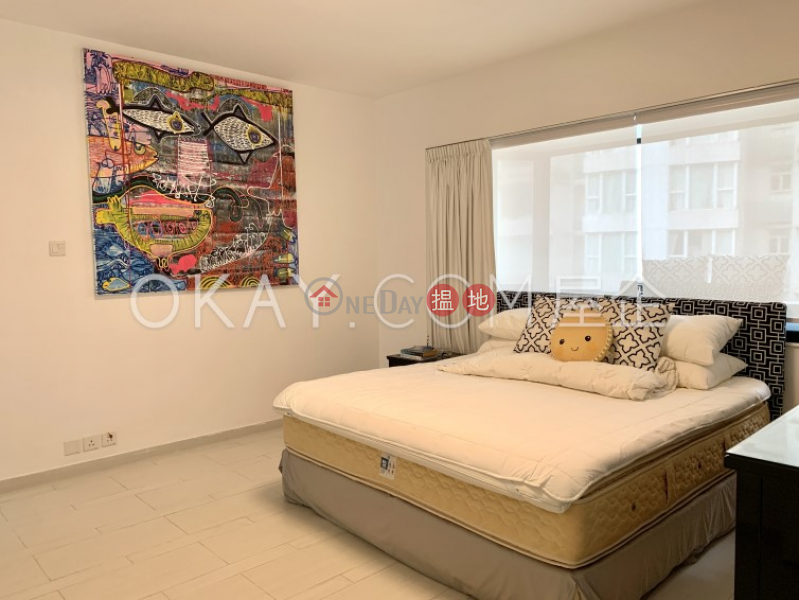 HK$ 38.8M Suncrest Tower, Wan Chai District, Luxurious 4 bedroom with balcony & parking | For Sale