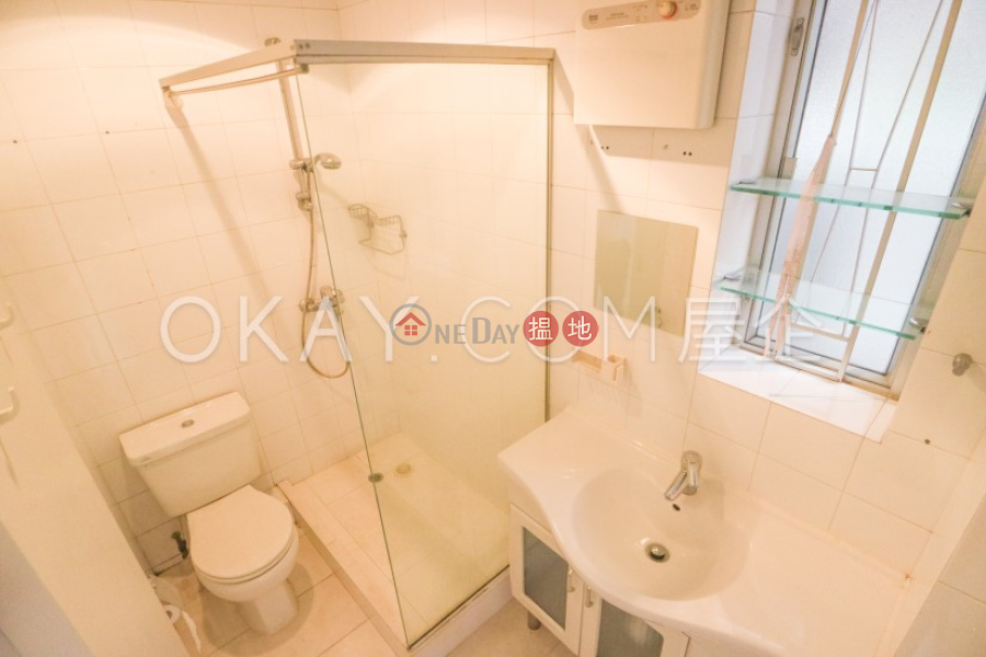 HK$ 25M, Happy Mansion Central District | Stylish 2 bedroom in Mid-levels Central | For Sale