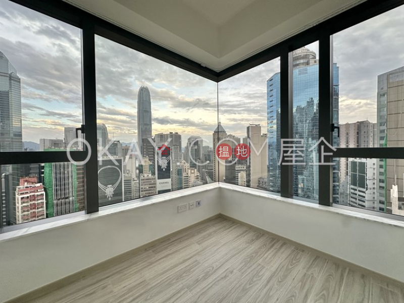 Lovely 2 bedroom on high floor with balcony | Rental | The Unit Soho 奧卑利街28號 Rental Listings