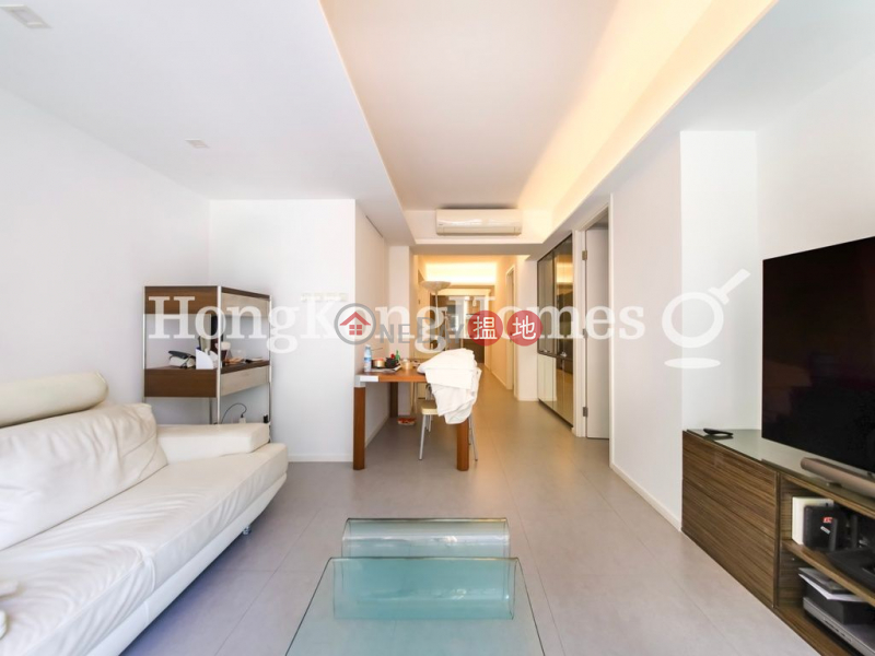 3 Bedroom Family Unit for Rent at Hanwin Mansion, 71-77 Lyttelton Road | Western District | Hong Kong Rental | HK$ 37,500/ month