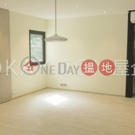 Stylish 4 bedroom with parking | Rental, Craigmount 紀園 | Wan Chai District (OKAY-R167010)_0