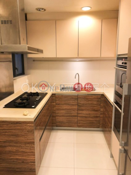 Charming 2 bedroom with parking | Rental | 9 Cox\'s Road | Yau Tsim Mong, Hong Kong, Rental HK$ 50,000/ month