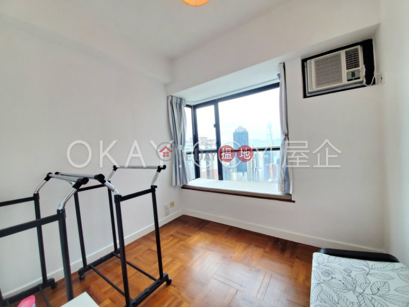 HK$ 16.2M, Scenic Rise Western District | Luxurious 2 bedroom on high floor with sea views | For Sale