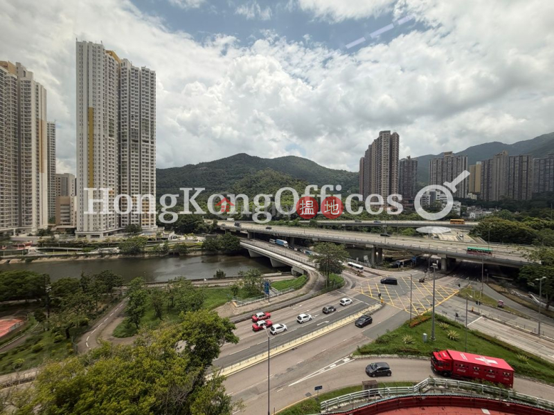 Industrial Unit for Rent at Goldlion Holdings Centre | Goldlion Holdings Centre 金利來集團中心 Rental Listings