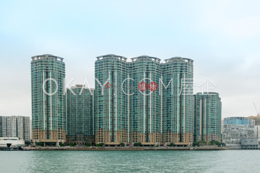 HK$ 36,000/ month | The Laguna Mall Kowloon City Stylish 3 bedroom with harbour views | Rental