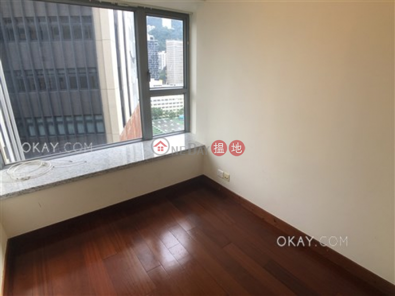 香港搵樓|租樓|二手盤|買樓| 搵地 | 住宅|出售樓盤-2房1廁,極高層,星級會所,露台《駿逸峰出售單位》
