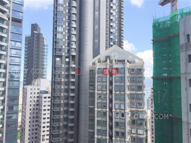 HK$ 45,000/ 月|嘉輝大廈|西區2房2廁,實用率高,極高層,露台嘉輝大廈出租單位