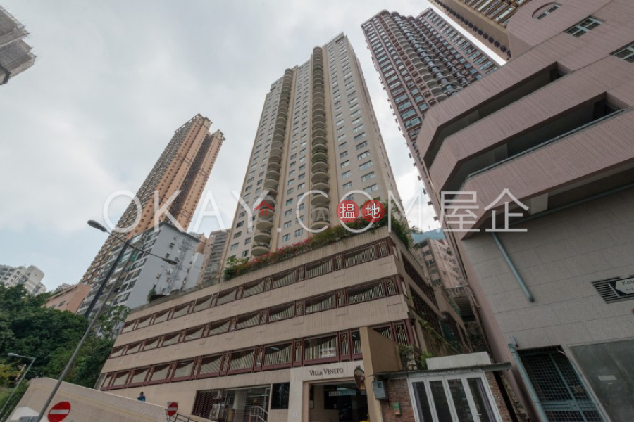 香港搵樓|租樓|二手盤|買樓| 搵地 | 住宅|出售樓盤4房2廁,實用率高,連車位,露台威都閣出售單位