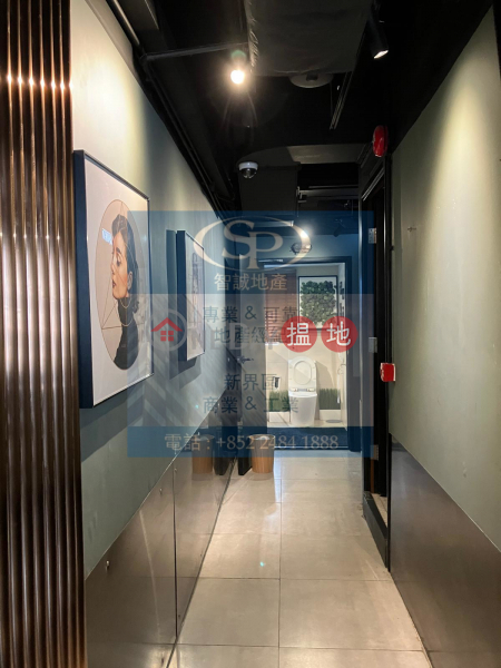 HK$ 48,000/ month, Canton Plaza, Yau Tsim Mong | Tsim Sha Tsui Canton Plaza: Currently Available Grand Restaurant Decoration, Nearby The Mtr Station