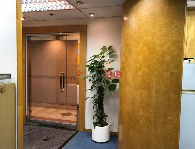 HK$ 25,000/ month, CNT Tower Wan Chai District TEL: 98755238