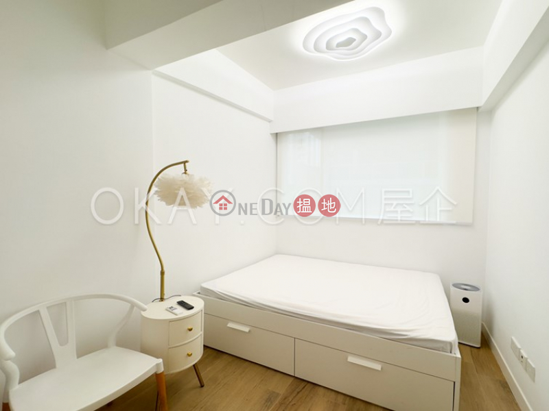 Elegant 2 bedroom in Western District | Rental | Sincere Western House 先施西環大廈 Rental Listings