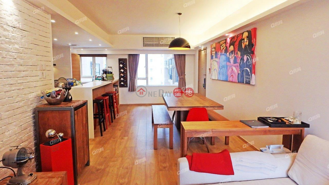 Property Search Hong Kong | OneDay | Residential | Sales Listings Robinson Heights | 2 bedroom Low Floor Flat for Sale