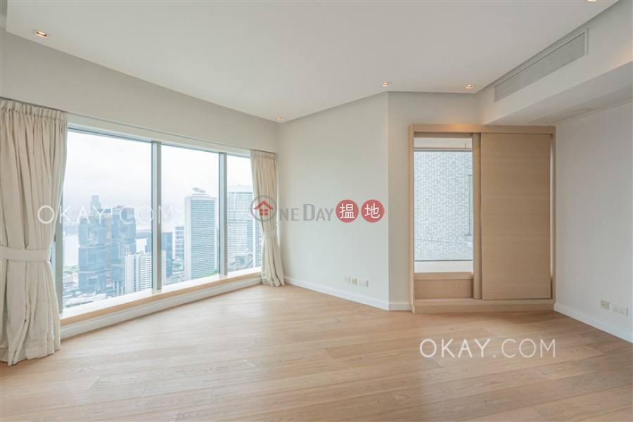 HK$ 128M | Regence Royale, Central District, Luxurious 3 bedroom in Mid-levels Central | For Sale