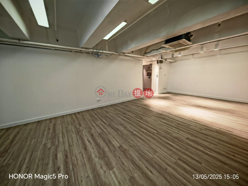 WORK SHOP | 49 Tsun Yip Lane | Kwun Tong District Hong Kong Rental HK$ 18,000/ month