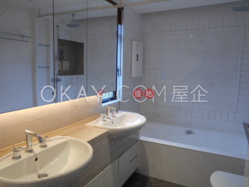 Gorgeous house with rooftop, terrace & balcony | Rental | 9 Coombe Road 甘道 9 號 Rental Listings