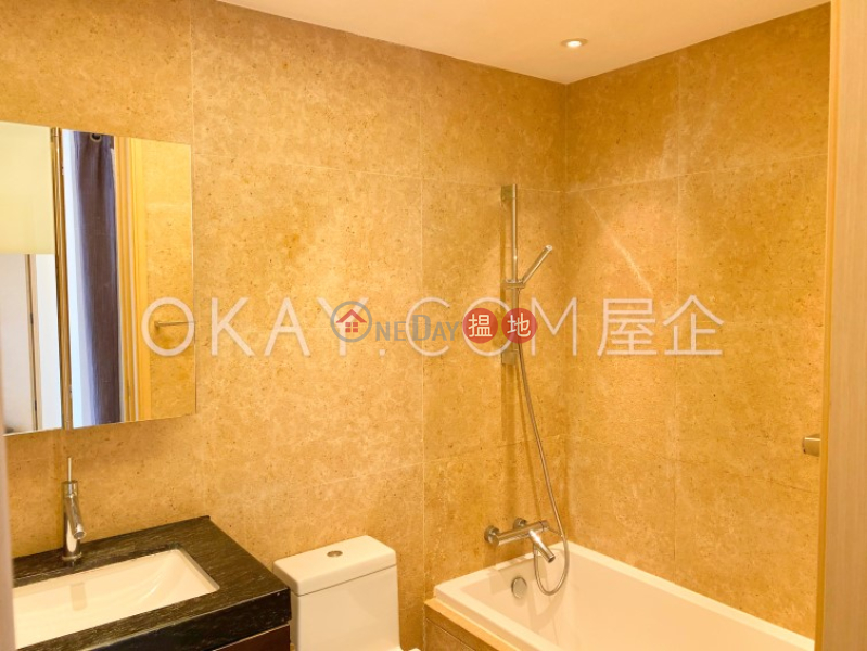 香港搵樓|租樓|二手盤|買樓| 搵地 | 住宅|出售樓盤|3房2廁,海景,星級會所,可養寵物《深灣 8座出售單位》