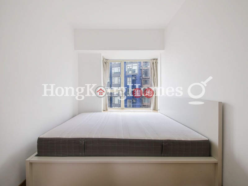 3 Bedroom Family Unit for Rent at Centrestage | Centrestage 聚賢居 Rental Listings