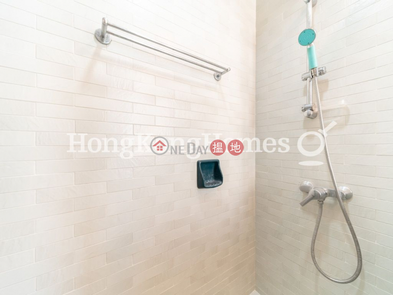 3 Bedroom Family Unit for Rent at 6-8 Ching Sau Lane | 6-8 Ching Sau Lane 靜修里 6-8 號 Rental Listings