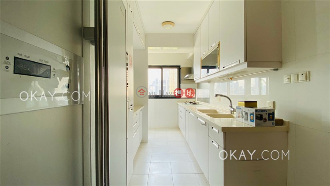 Elegant 2 bedroom with racecourse views | For Sale | The Broadville 樂活臺 Sales Listings