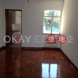 Efficient 4 bedroom with balcony & parking | Rental | Scenic Villas 美景臺 _0