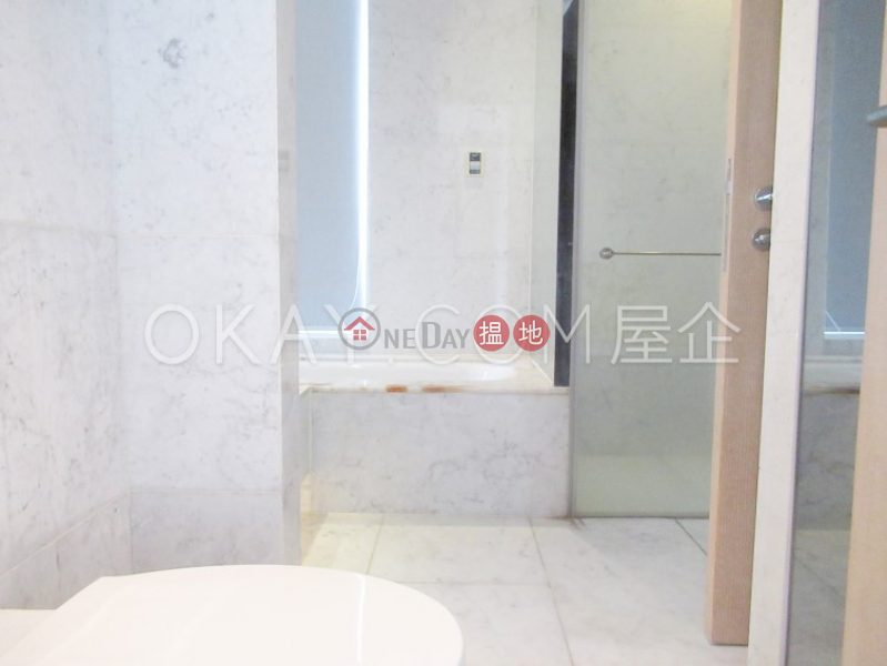 The Gloucester, Middle | Residential | Rental Listings | HK$ 40,000/ month