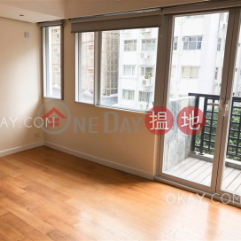 Nicely kept 2 bedroom with balcony | Rental | Village Tower 山村大廈 _0